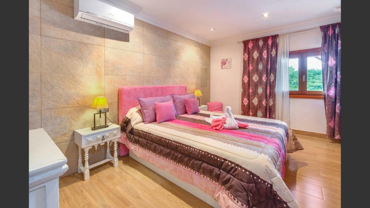Finca Miralles Country house